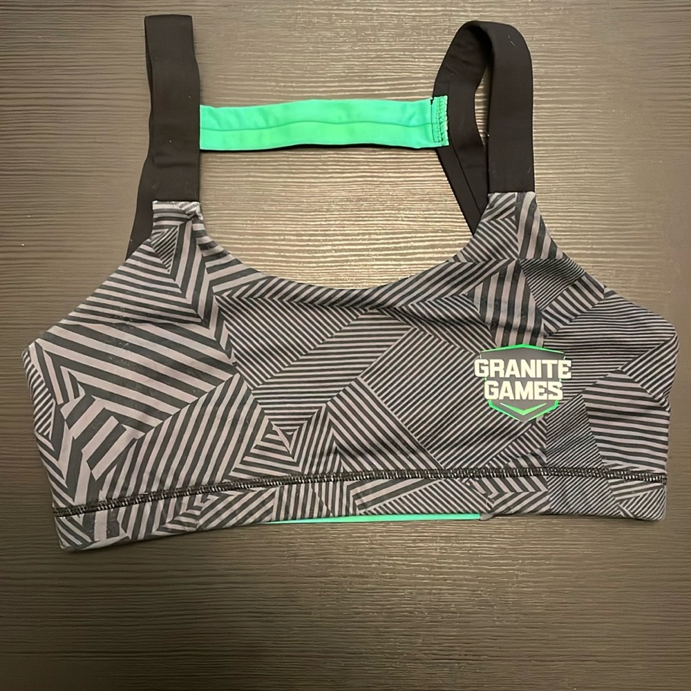 Born Primitive Granite Games Bra - M